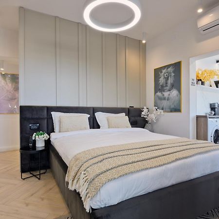 City View - Luxury Apartment A - Old City - Victoriei 布加勒斯特 外观 照片