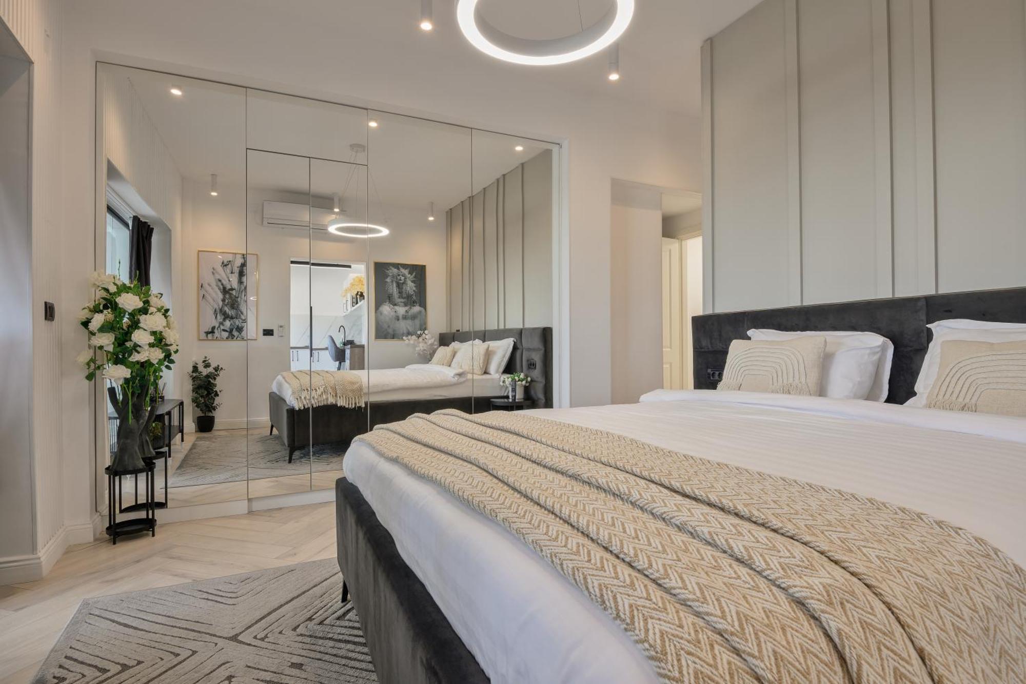 City View - Luxury Apartment A - Old City - Victoriei 布加勒斯特 外观 照片